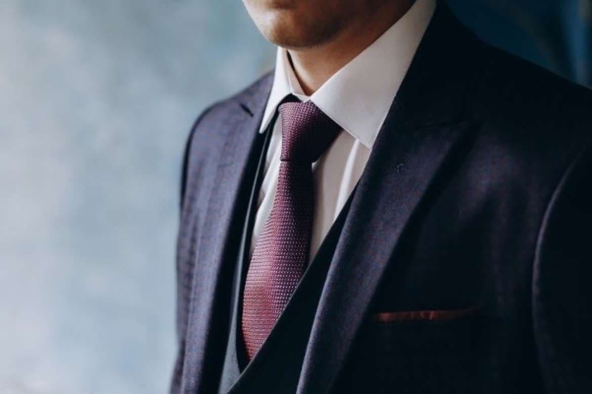Essential Mens Dress Wear Clothing Items