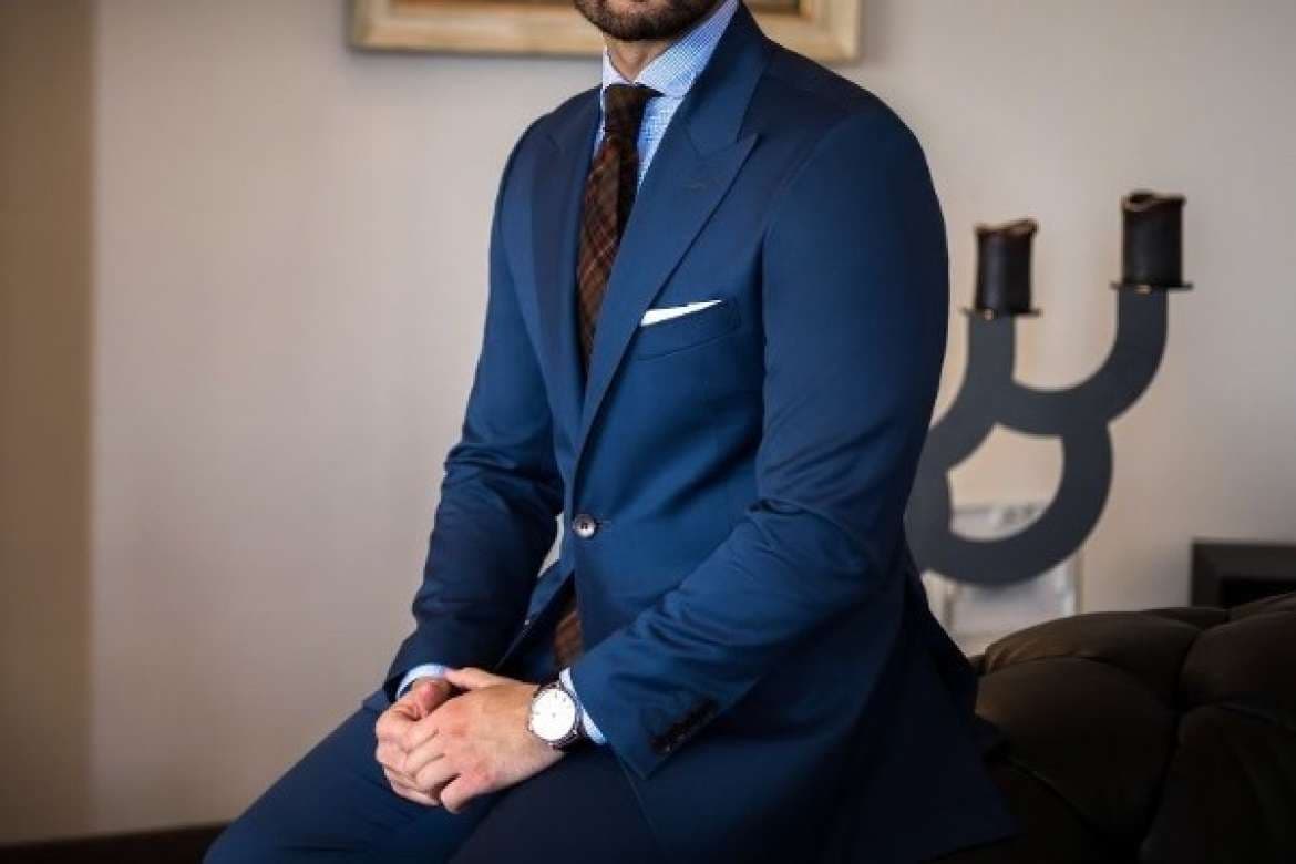 Spring menswear look with tailored styling.